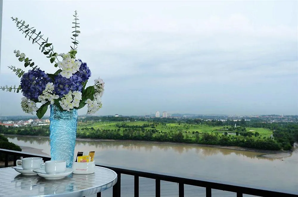 Bayu Marina Resort Johor Bahru Homestay